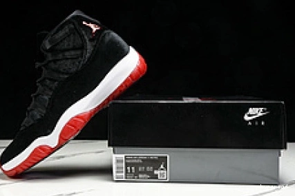 Hyperoad Air Velvet” “Bred 11 Jordan 0709